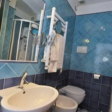 Le Della Costa - Positano Апартаменты *